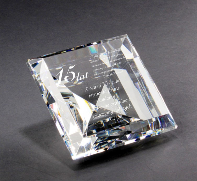 1011B grawerowana statuetka diament, prezent dla szefa, upominek z okazji rocznicy firmy 15x15x8,5cm 3,4kg-0